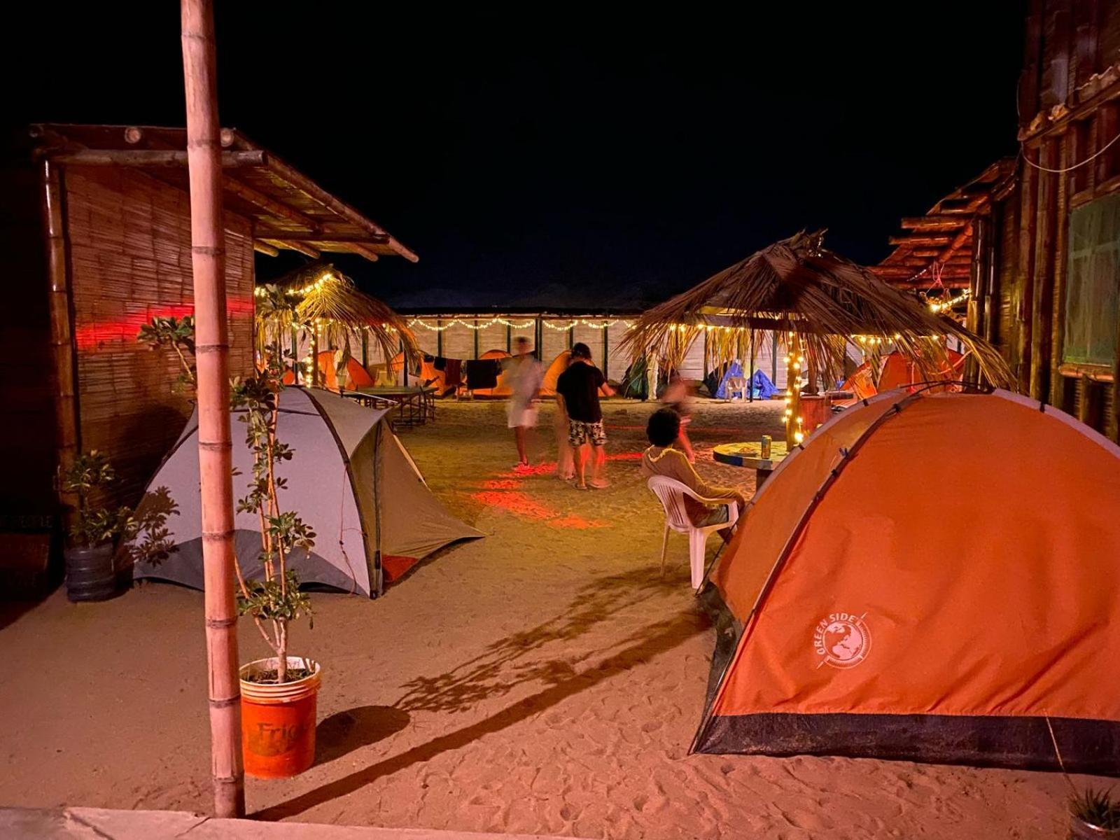 Pepon Surf Camp Hotel Máncora Kültér fotó